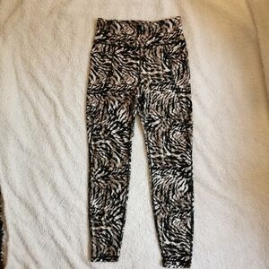 Jones New York Sport Animal Print Leggings - Sz M Open To Offers